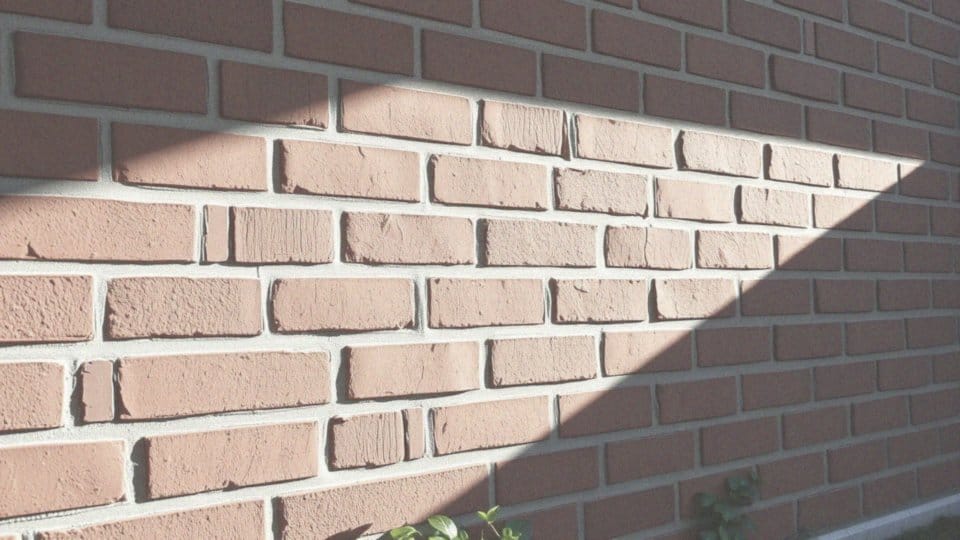 Jakie są właściwości cegły klinkierowej?