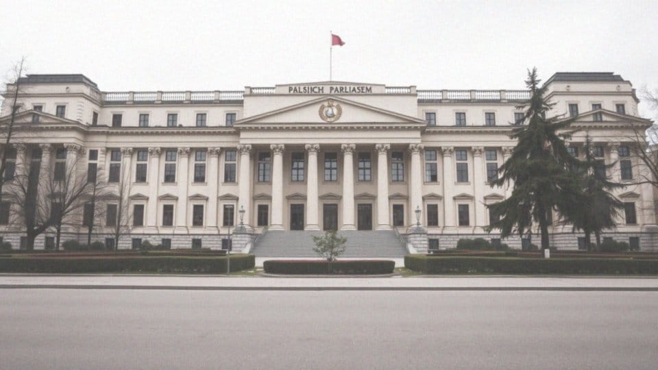Co oznacza przynależność PiS do prawicy?
